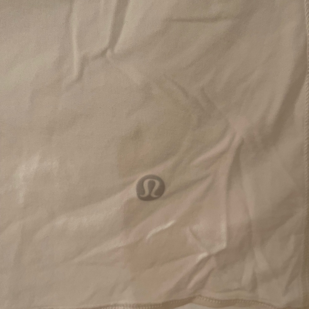 White Lululemon Tank size 4 - Picture 2 of 3